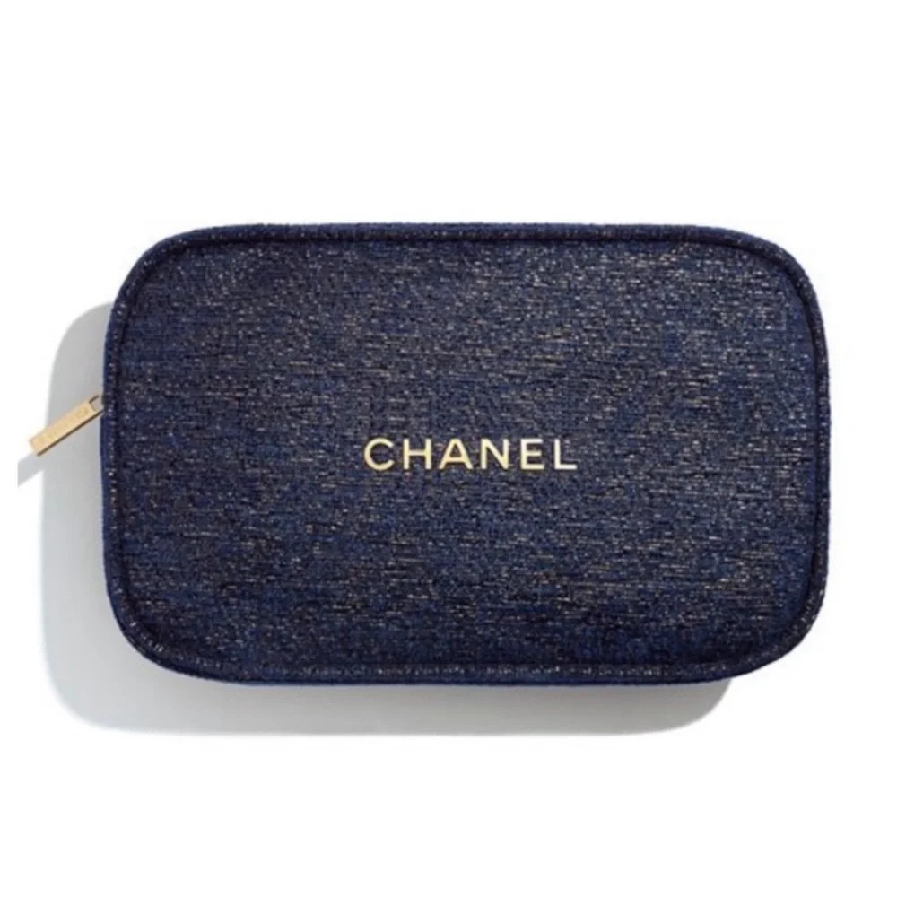 Chanel Cosmetic Bag Limited Edition - Picture 1 of 6